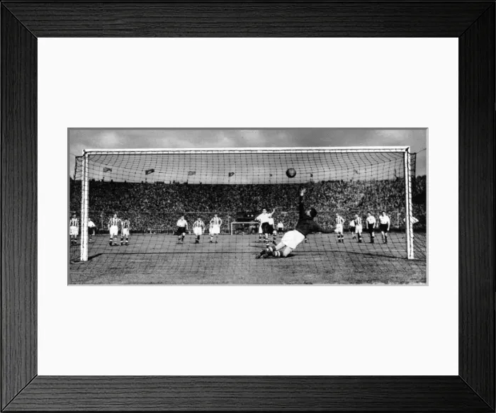 Framed Print : George Mutch scores for Preston North End at the FA Cup Fina Framed Print : George Mutch scores for Preston North End at the FA Cup Fina