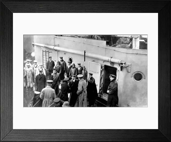 Framed Print : Admiral Jellicoes farewell to Lord Kitchener