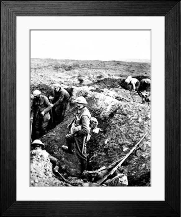 Framed Print : British soldiers building a trench by joining shell craters Framed Print : British soldiers building a trench by joining shell craters