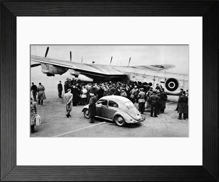 Framed Print : Royal Air Force York at Gatow Airport, Berlin, 1949 Framed Print : Royal Air Force York at Gatow Airport, Berlin, 1949