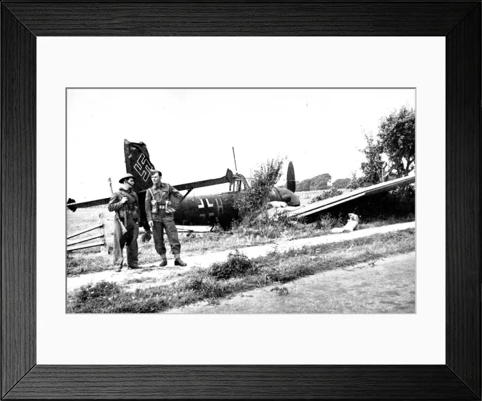 Framed Print : Junkers Ju-87 crashed in Britain; Second World War, 1940 Framed Print : Junkers Ju-87 crashed in Britain; Second World War, 1940