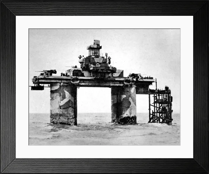 Framed Print : Maunsell Sea Fort, Thames Estuary; Second World War, 1944 Framed Print : Maunsell Sea Fort, Thames Estuary; Second World War, 1944