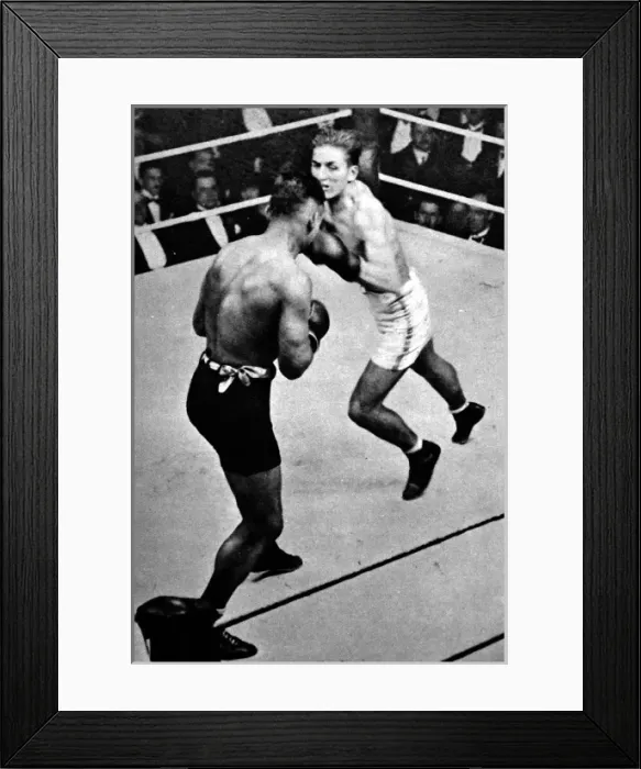 Framed Print : The Carpentier-Beckett Fight, 1919 Framed Print : The Carpentier-Beckett Fight, 1919