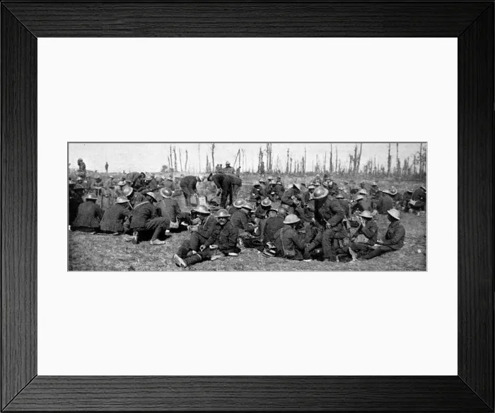 Framed Print : British labour Battalion having lunch; First World War, 1916 Framed Print : British labour Battalion having lunch; First World War, 1916