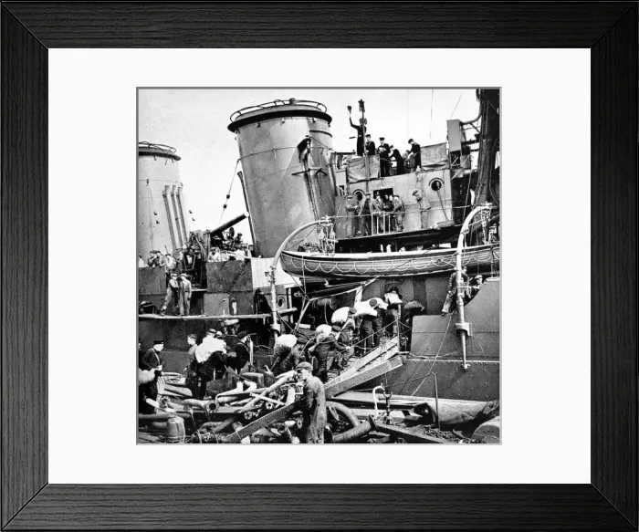 Framed Print : Sailors carrying potatoes onto HMS Coventry, Second World Framed Print : Sailors carrying potatoes onto HMS Coventry, Second World