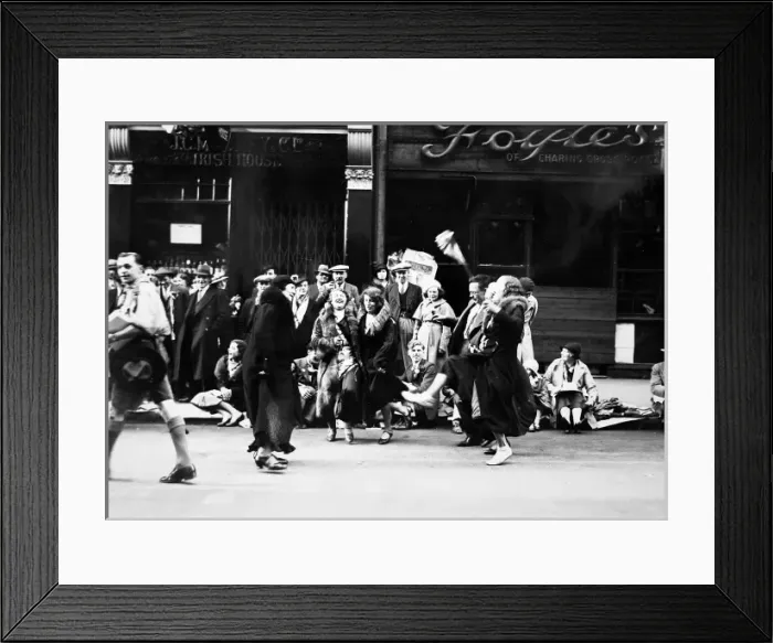 Framed Print : People Dancing in Charing Cross Road, 1935 Framed Print : People Dancing in Charing Cross Road, 1935