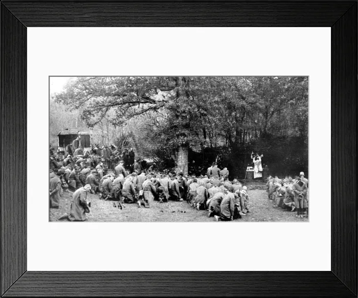 Framed Print : The French army celebrating Mass at the front