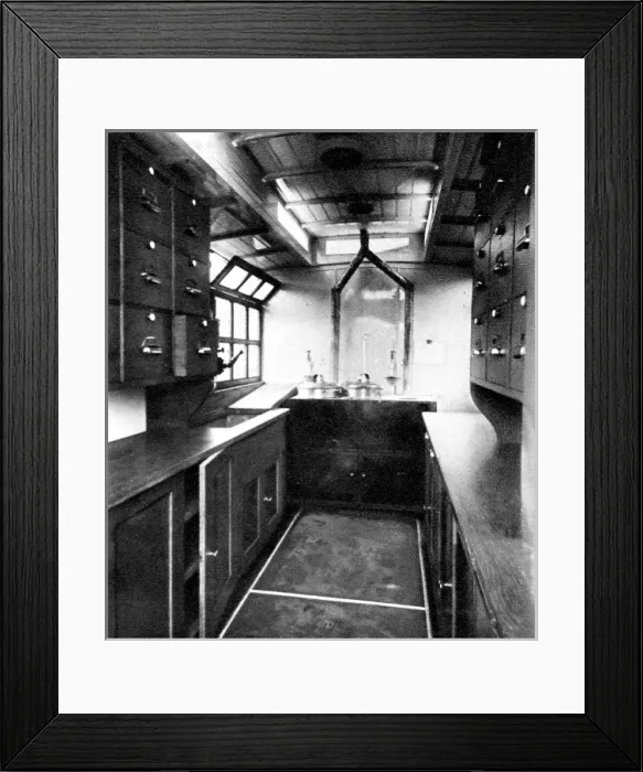 Framed Print : A motor field kitchen: A war gift from the Leather Sellers. company Framed Print : A motor field kitchen: A war gift from the Leather Sellers. company