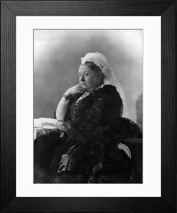 Framed Print : Queen Victoria, Osbourne House, 1887 Framed Print : Queen Victoria, Osbourne House, 1887