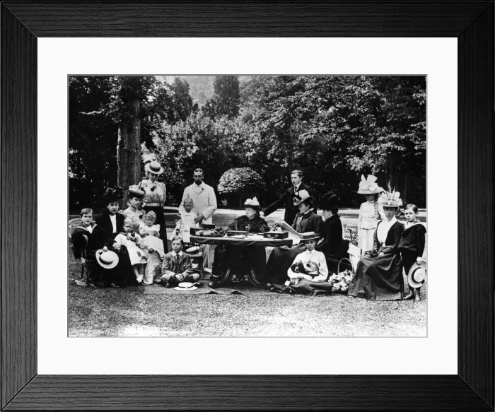 Framed Print : Royal family group at Osborne House