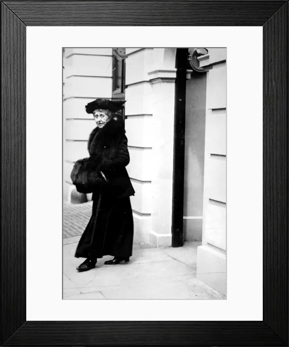 Framed Print : Princess Louise, Duchess of Argyle (Argyll) Framed Print : Princess Louise, Duchess of Argyle (Argyll)