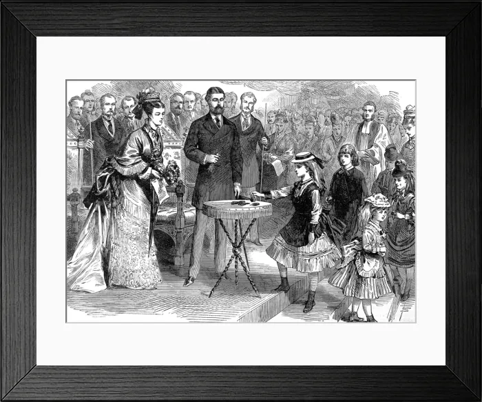 Framed Print : Duke and Duchess of Edinburgh at the Seamens Childrens Nur