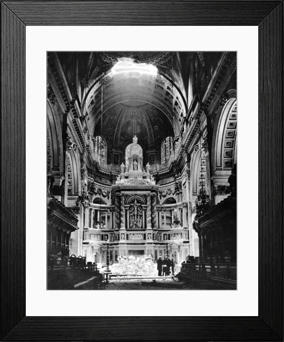 Framed Print : The High Altar of St. Pauls Cathedral; Second World War, 19 Framed Print : The High Altar of St. Pauls Cathedral; Second World War, 19