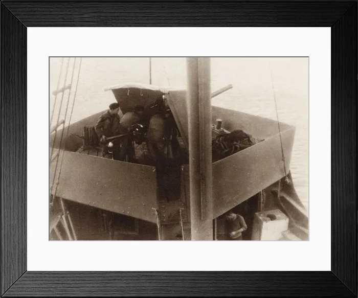 Framed Print : Gun crew of a Basque armed trawler manning their 75mm weapon, near Bilbao, 1937. The trawler, called the Donostia, was converted to military purposes at Bilbao and armed from the arsenal at Euzkalduna Framed Print : Gun crew of a Basque armed trawler manning their 75mm weapon, near Bilbao, 1937. The trawler, called the Donostia, was converted to military purposes at Bilbao and armed from the arsenal at Euzkalduna