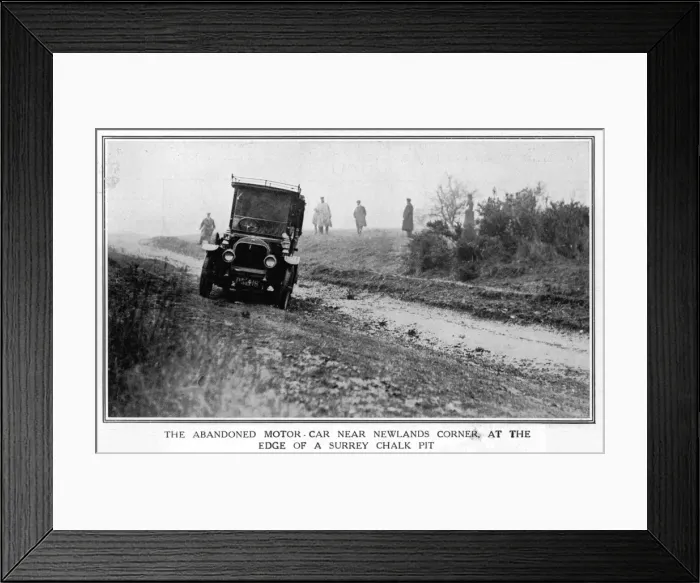 Framed Print : Agatha Christies abandoned motorcar, Surrey, 1926