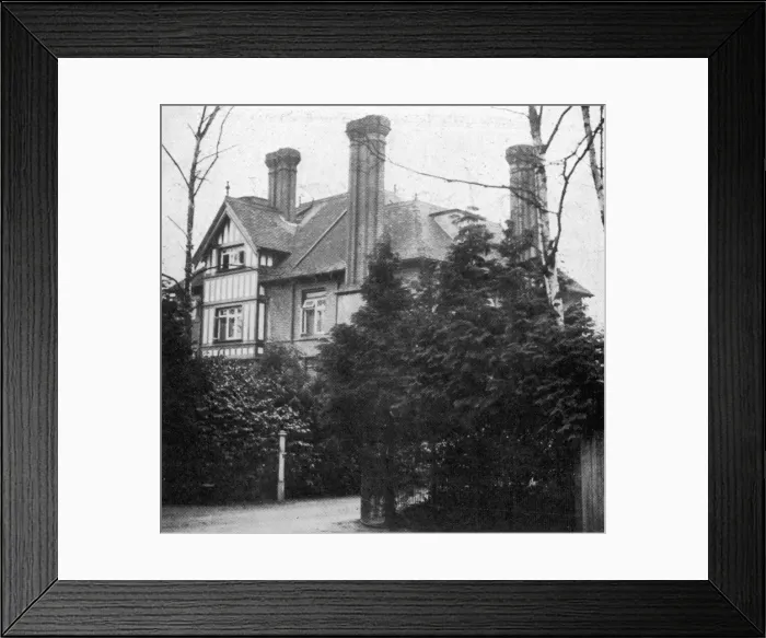 Framed Print : The Styles, Sunningdale, 1926 Framed Print : The Styles, Sunningdale, 1926