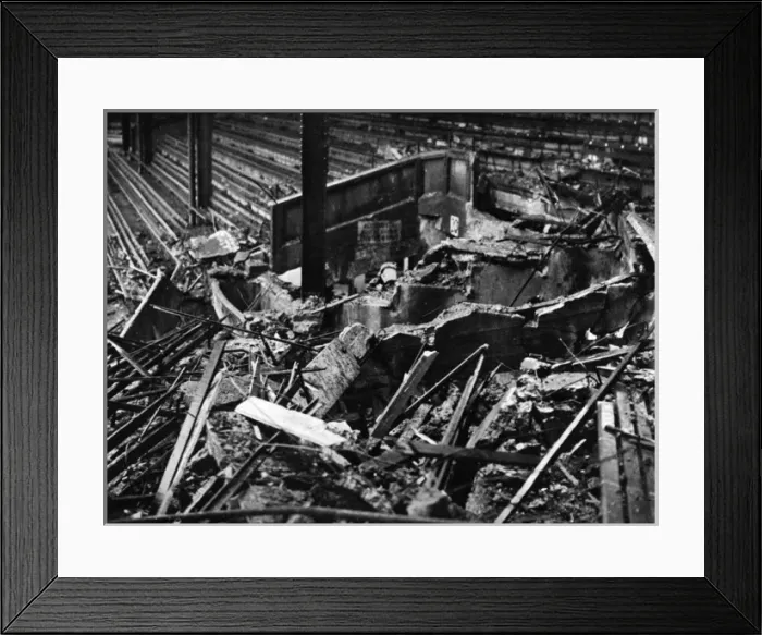 Framed Print : Bomb damage to the centre court at Wimbledon