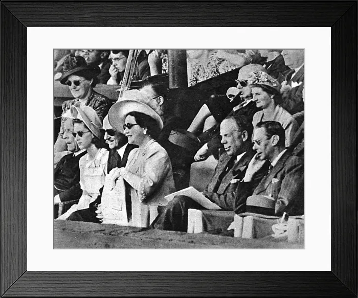 Framed Print : The Royal family watching the mens singles final Framed Print : The Royal family watching the mens singles final