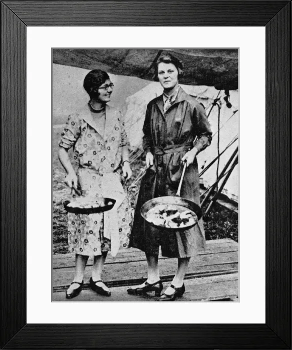 Framed Print : The General Strike - canteens in Hyde Park Framed Print : The General Strike - canteens in Hyde Park