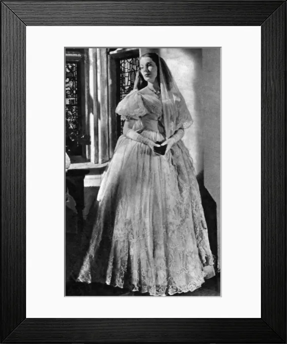 Framed Print : A wedding dress fashion feature Framed Print : A wedding dress fashion feature