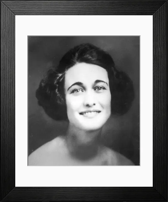 Framed Print : Wallis Simpson Framed Print : Wallis Simpson