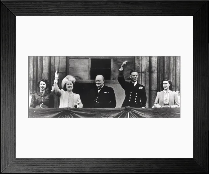 Framed Print : VE Day Celebrations Framed Print : VE Day Celebrations