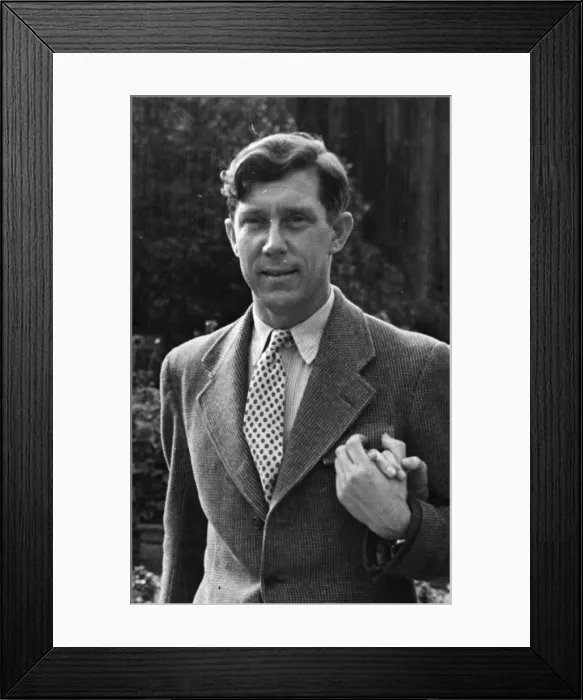 Framed Print : Geoffrey Dyson OBE Framed Print : Geoffrey Dyson OBE