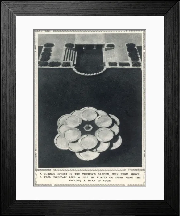 Framed Print : Fountain in the Viceroys Garden, New Delhi