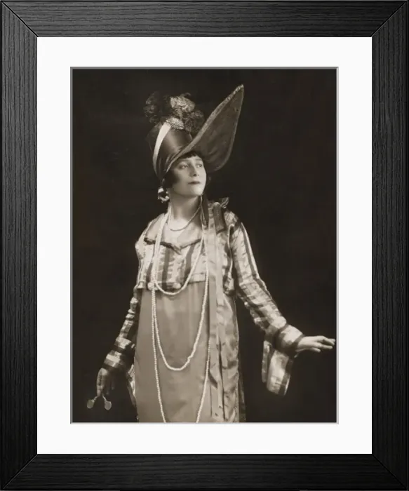 Framed Print : Maria Levinskaya Framed Print : Maria Levinskaya