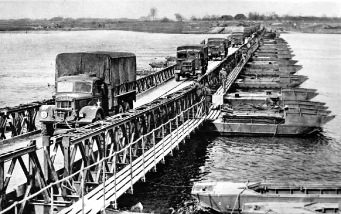 Framed Print : American Trucks crossing a Bailey Bridge, Second World War Framed Print : American Trucks crossing a Bailey Bridge, Second World War