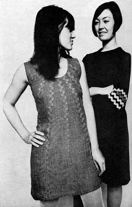 Framed Print : Anne Ballantyne and Rosemary Flegg, 1960s fashions Framed Print : Anne Ballantyne and Rosemary Flegg, 1960s fashions