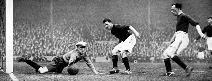 Framed Print : Arsenal vs. Stoke, Highbury, 1928 Framed Print : Arsenal vs. Stoke, Highbury, 1928