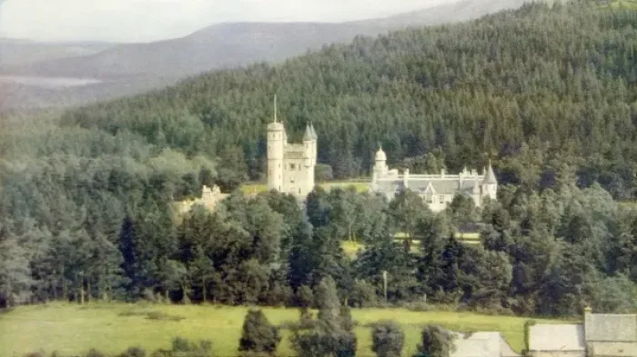 Framed Print : Balmoral Castle, Aberdeenshire, 1935