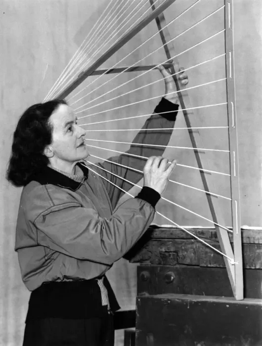 Framed Print : Barbara Hepworth discusses with Michael Tippett Framed Print : Barbara Hepworth discusses with Michael Tippett