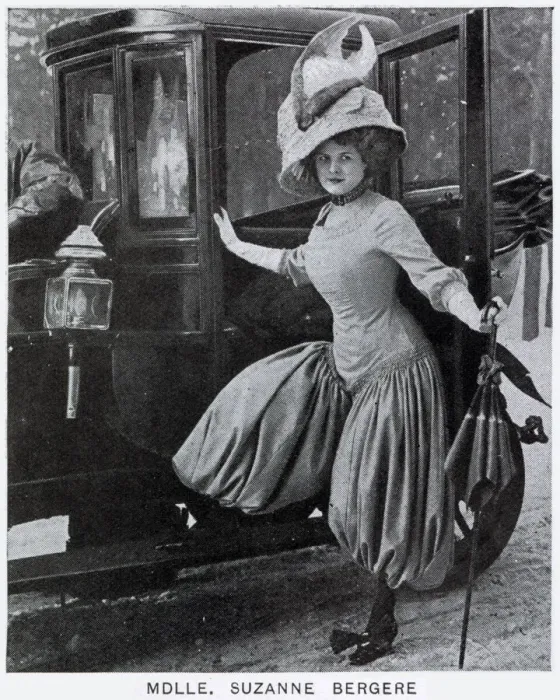 Framed Print : Bloomers - latest in fashion 1909 Framed Print : Bloomers - latest in fashion 1909