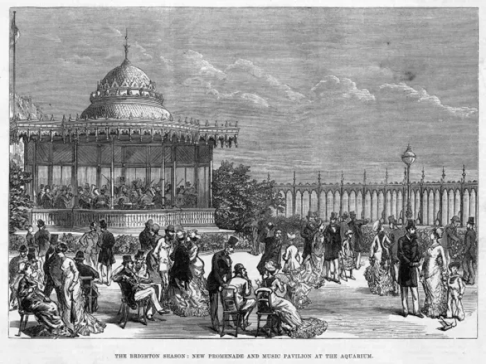 Framed Print : Brighton Promenade