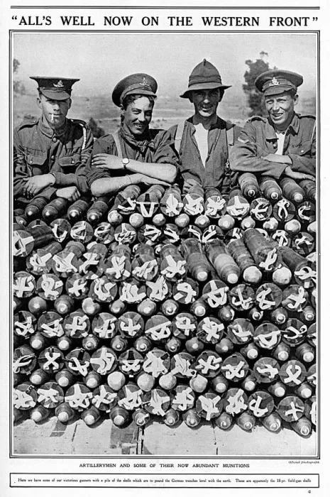 Framed Print : British artillery men with shells, WW1 Framed Print : British artillery men with shells, WW1