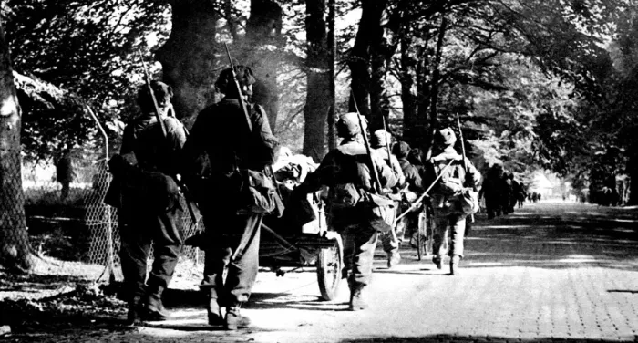 Framed Print : British First Airborne Troops march towards Arnhem; Second W Framed Print : British First Airborne Troops march towards Arnhem; Second W