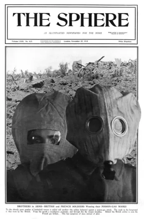 Framed Print : British and French soldiers in gas masks, WW1 Framed Print : British and French soldiers in gas masks, WW1