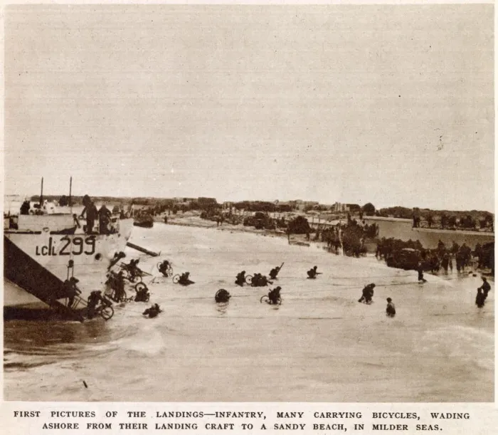 Framed Print : British infantry landing on one of the beaches of Normandy on D-Day, 6 June 1944 Framed Print : British infantry landing on one of the beaches of Normandy on D-Day, 6 June 1944