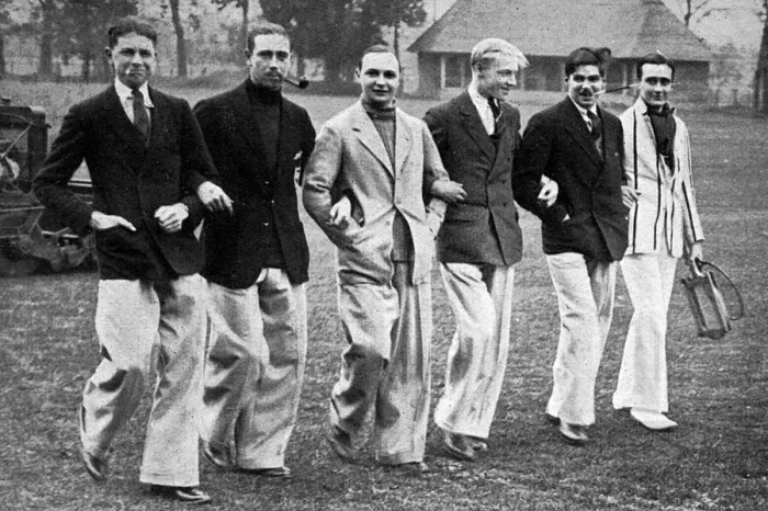 Framed Print : Cambridge students wearing Oxford bags Framed Print : Cambridge students wearing Oxford bags