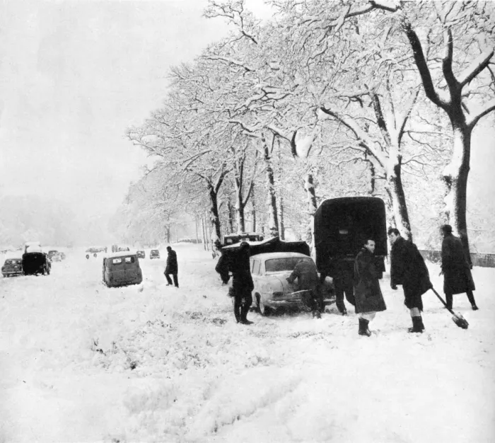 Framed Print : Cars stuck in snow at Pease Pottage, 1963 Framed Print : Cars stuck in snow at Pease Pottage, 1963