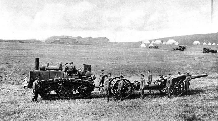 Framed Print : A caterpillar traction engine drawing a British heavy gun Framed Print : A caterpillar traction engine drawing a British heavy gun