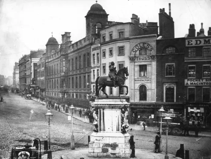 Framed Print : Charing Cross, London, c. 1880 Framed Print : Charing Cross, London, c. 1880