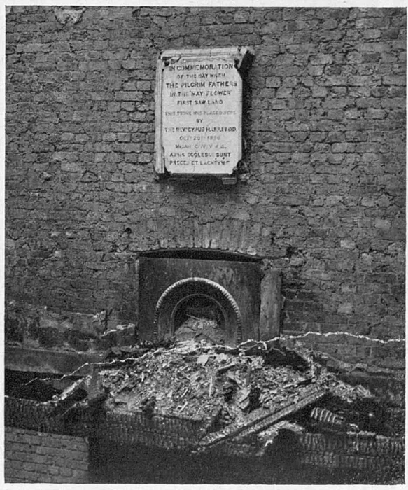 Framed Print : The Church of the Pilgrim Fathers, Southwark, London, dedicated to the Pilgrims who Framed Print : The Church of the Pilgrim Fathers, Southwark, London, dedicated to the Pilgrims who