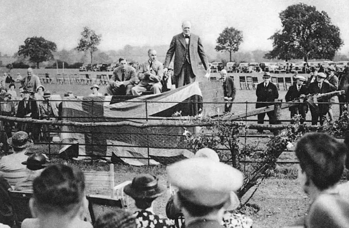 Framed Print : Churchill speaking at Theydon Bois