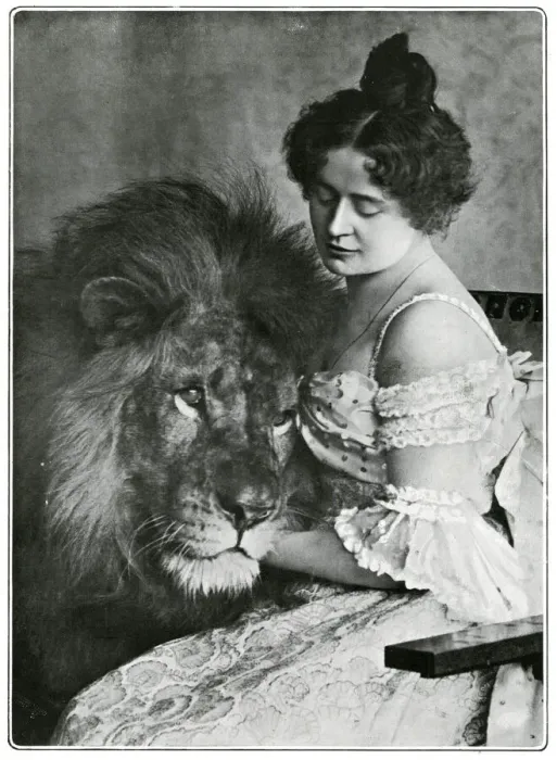 Framed Print : Claire Heliot, lion tamer