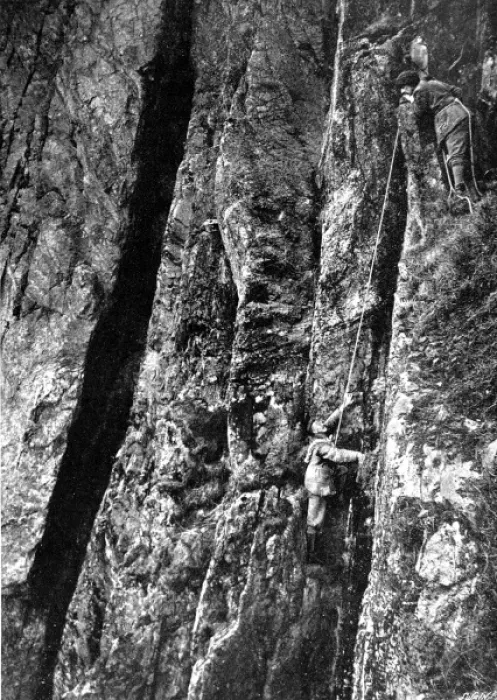 Framed Print : Climbers on the Pillar Rock, Ennerdale, Cumbria, 1912 Framed Print : Climbers on the Pillar Rock, Ennerdale, Cumbria, 1912