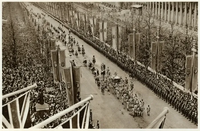 Framed Print : Coronation procession, King George VI of England 1937 Framed Print : Coronation procession, King George VI of England 1937