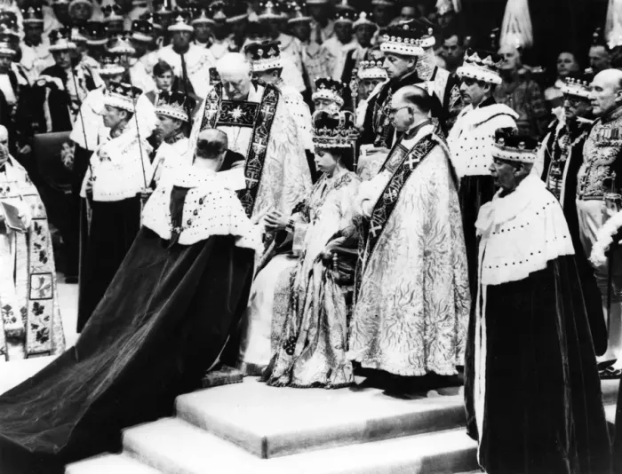 Framed Print : Coronation of Queen Elizabeth II, Prince Philip pays homage